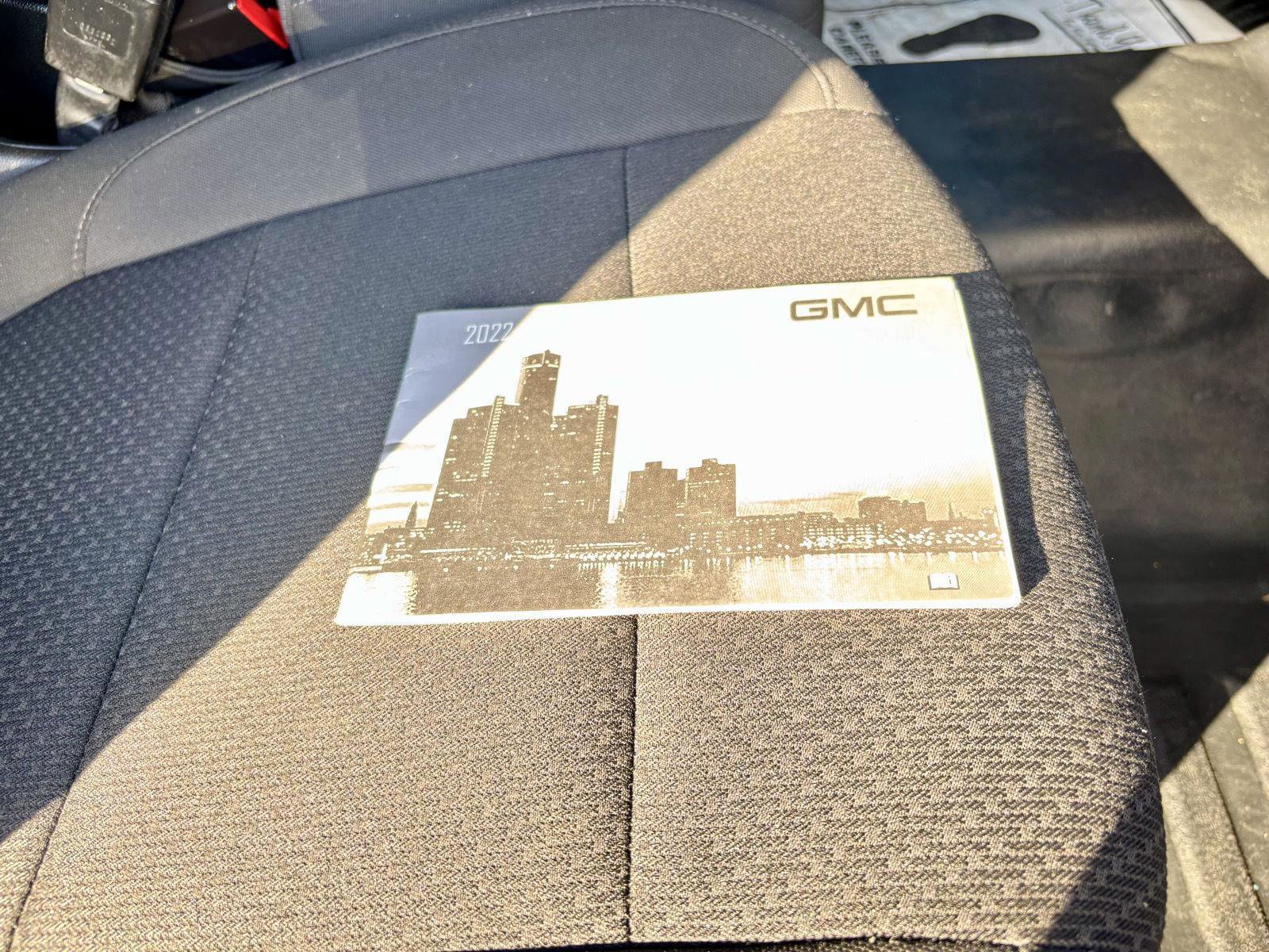 Used 2022 GMC Sierra 1500 Pro w/ Sierra Value Package image 35