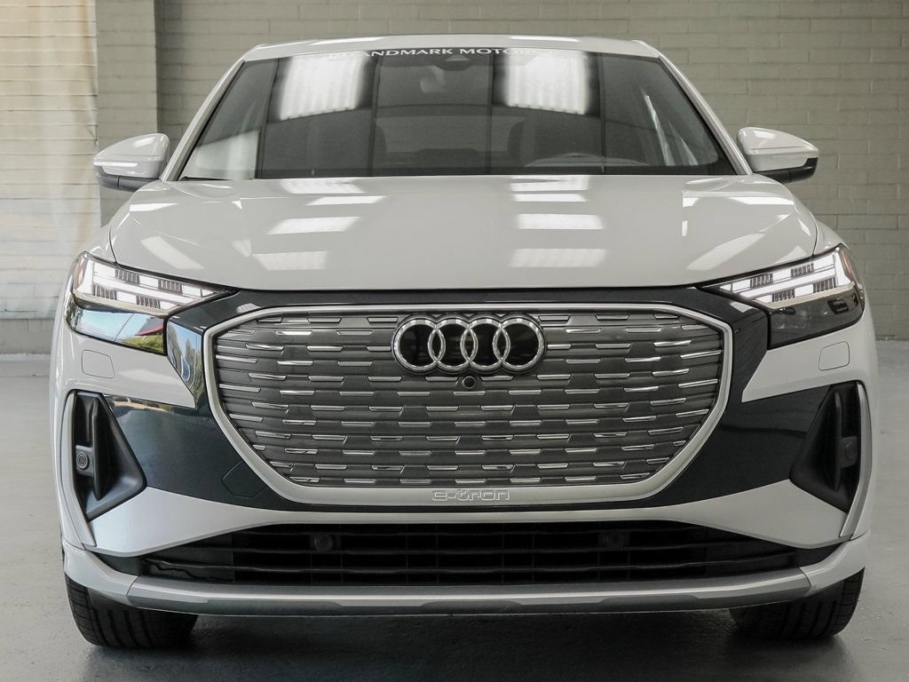 Used 2023 Audi Q4 e-tron Prestige AWD/4WD image 5