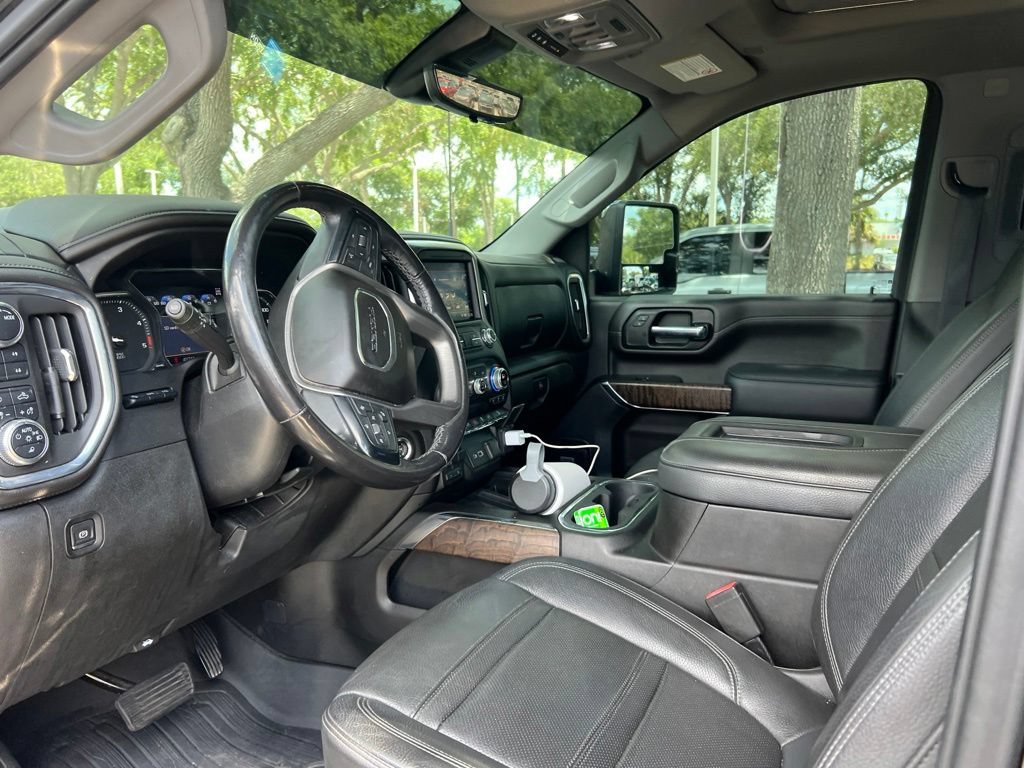 Used 2021 GMC Sierra 2500 Denali w/ Denali Ultimate Package AWD/4WD image 7