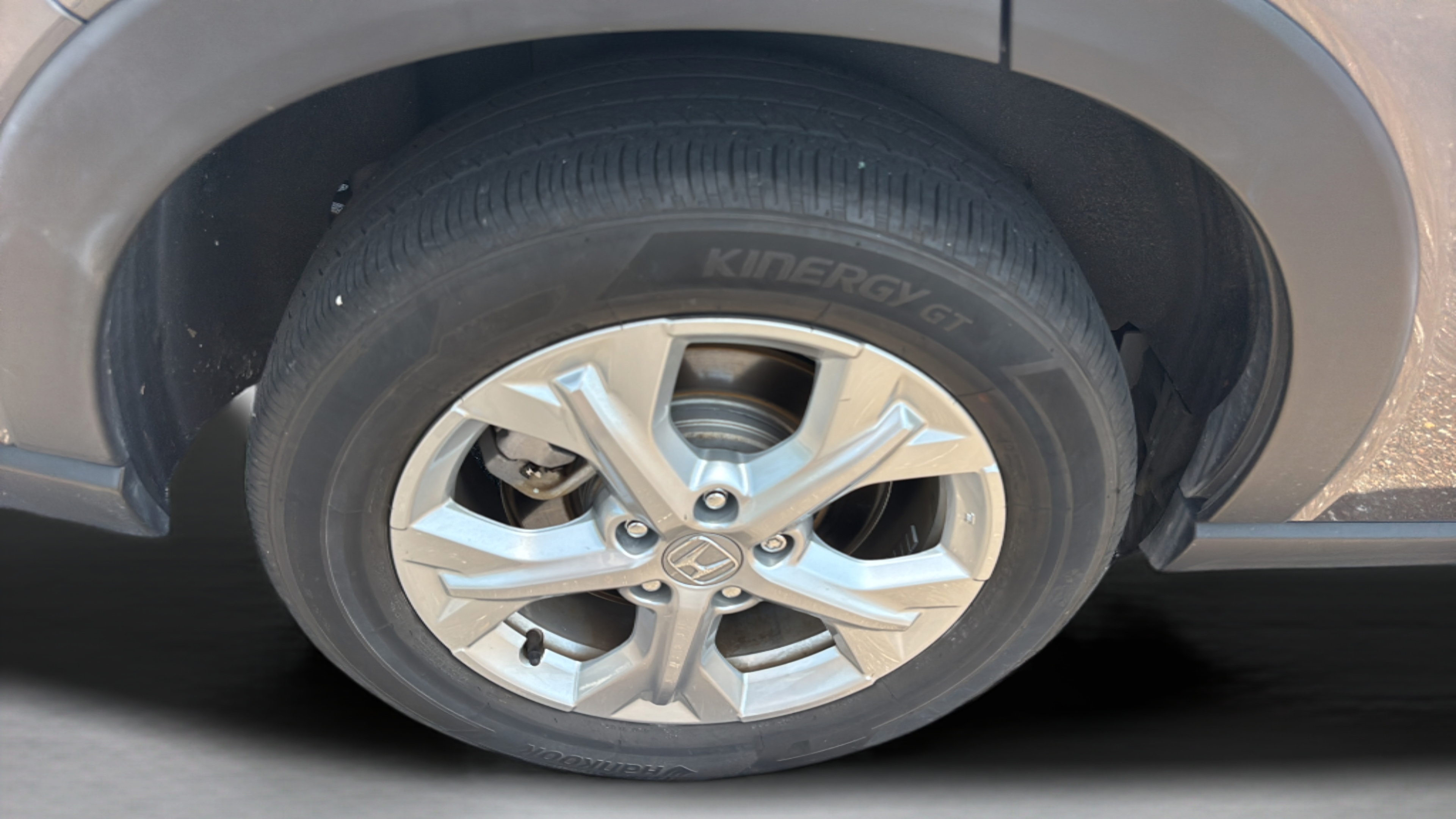 Certified 2024 Honda HR-V LX image 32