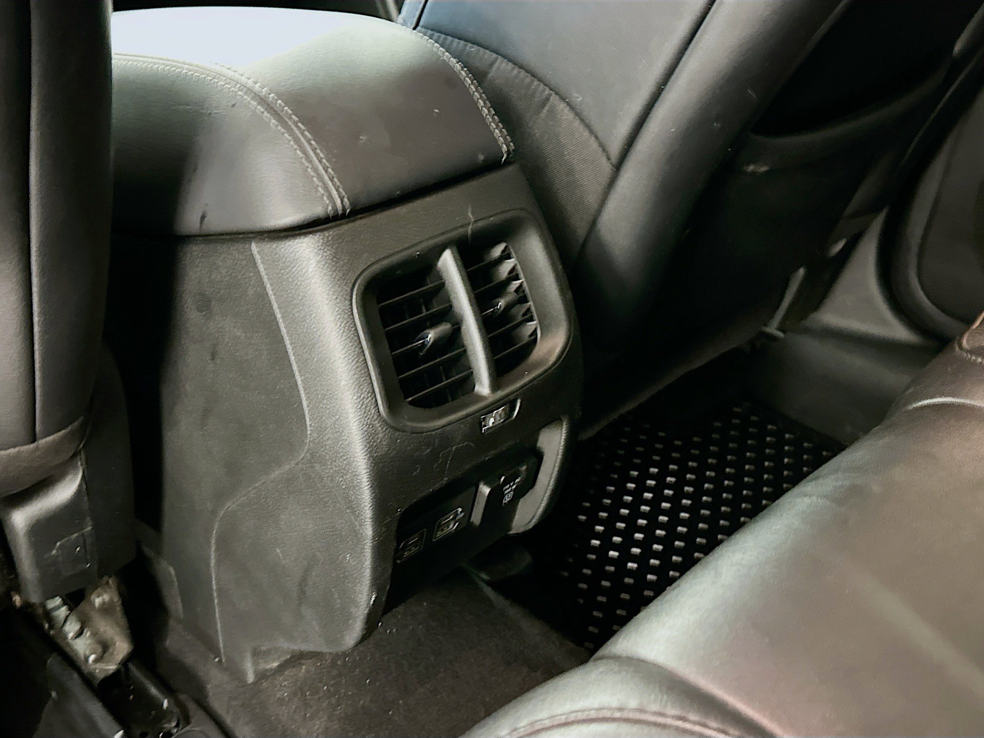 Used 2023 Jeep Cherokee Altitude Lux image 28