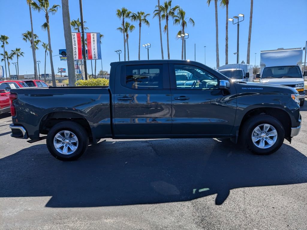 Used 2025 Chevrolet Silverado 1500 LT image 3