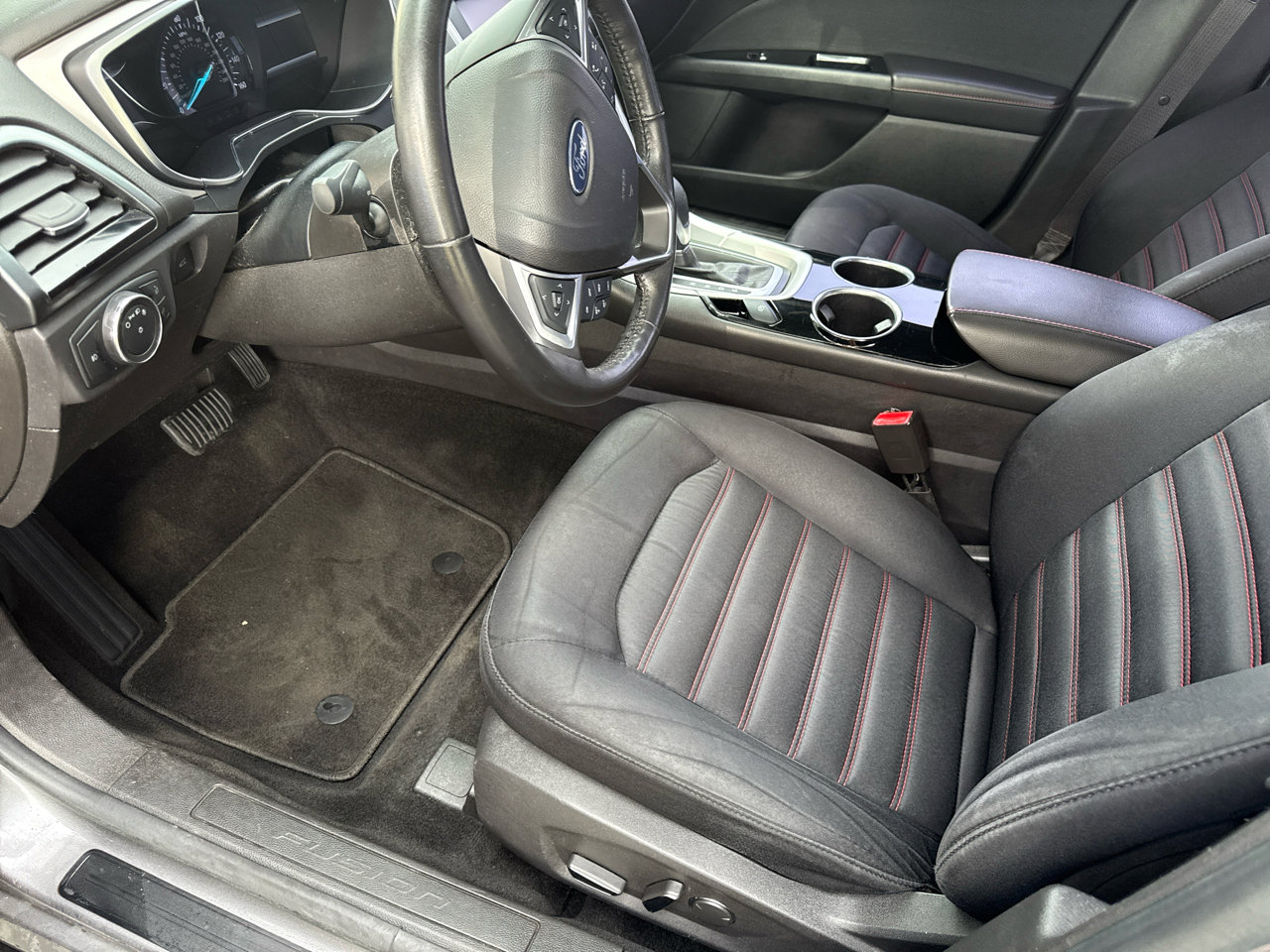 Used 2014 Ford Fusion SE image 7