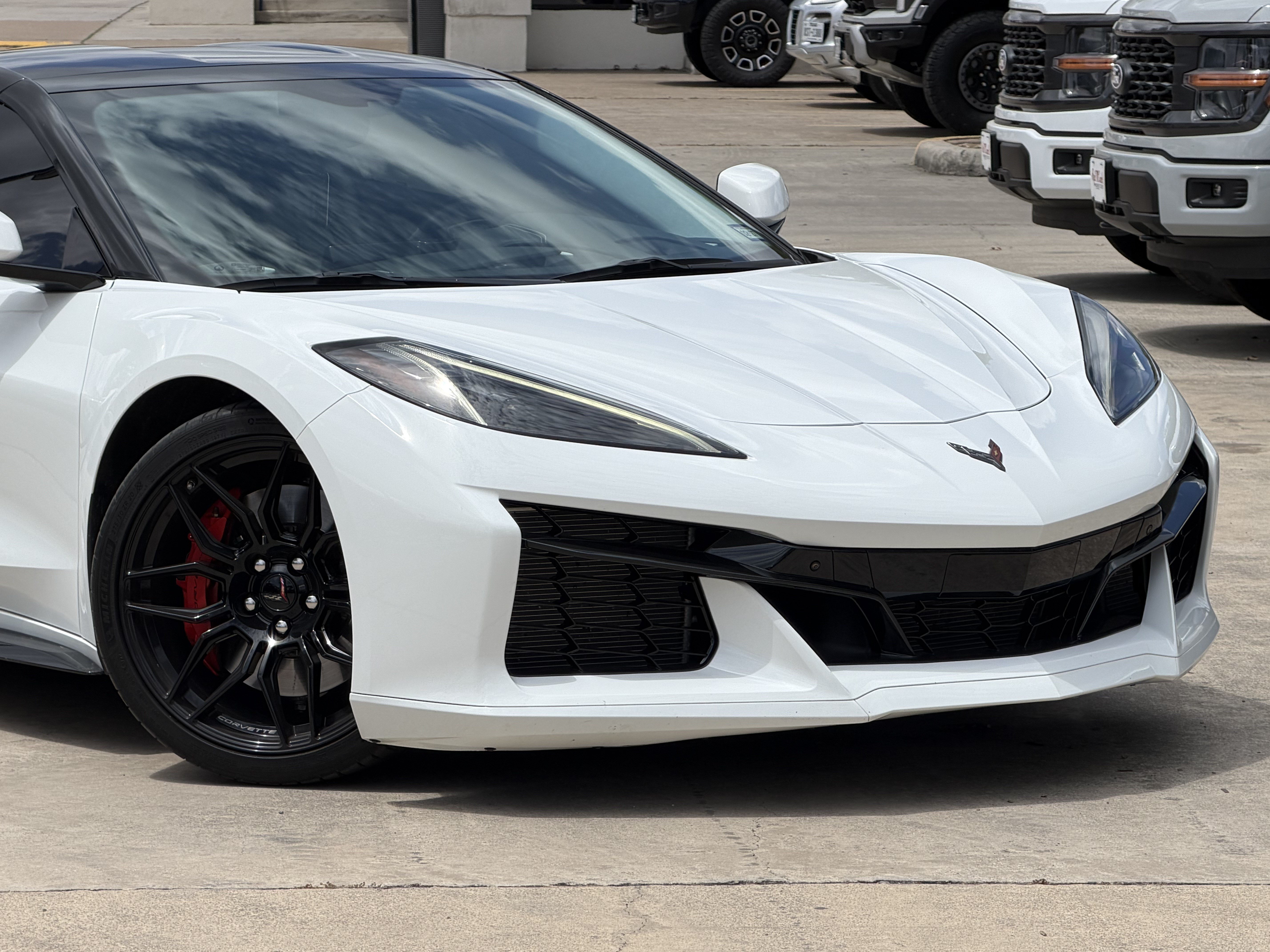 Used 2023 Chevrolet Corvette Z06 w/ Battery Protection Package RWD image 3