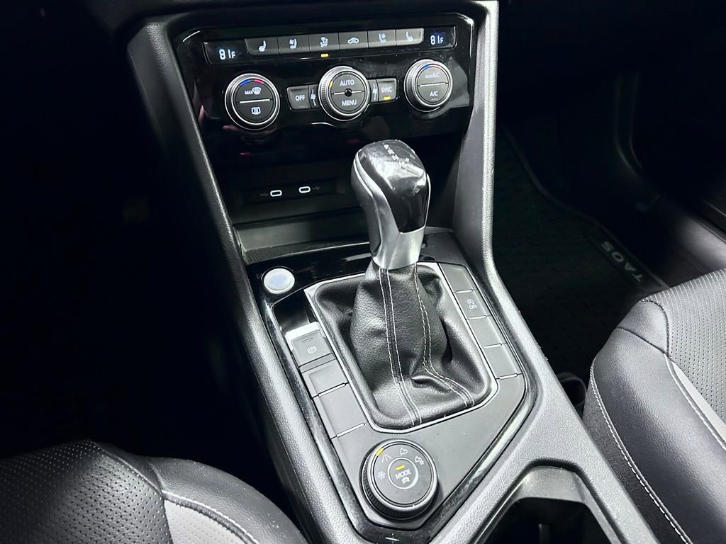 Used 2022 Volkswagen Taos SEL image 17