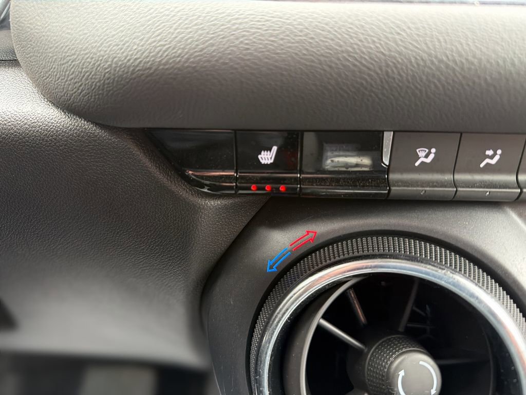 Used 2024 Chevrolet Blazer LT w/ Convenience Package image 17