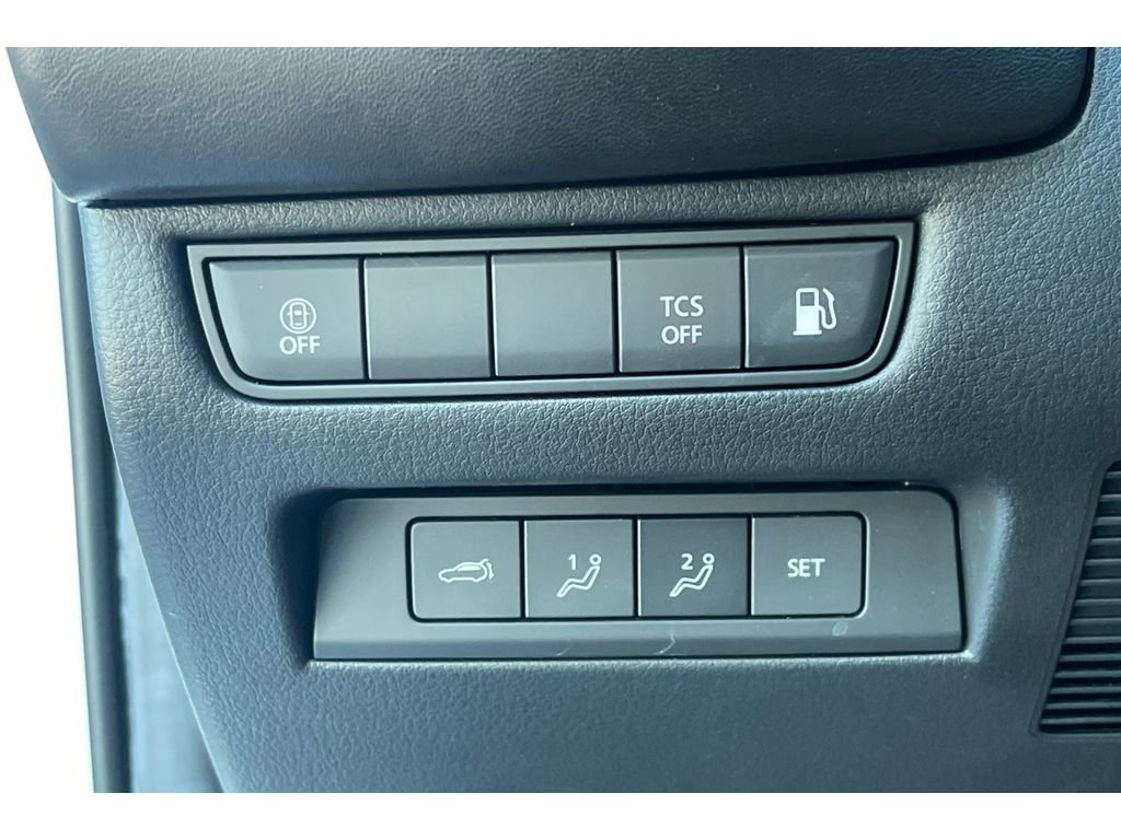 Certified 2025 MAZDA CX-50 2.5 Hybrid w/ Premium Plus Pkg image 40