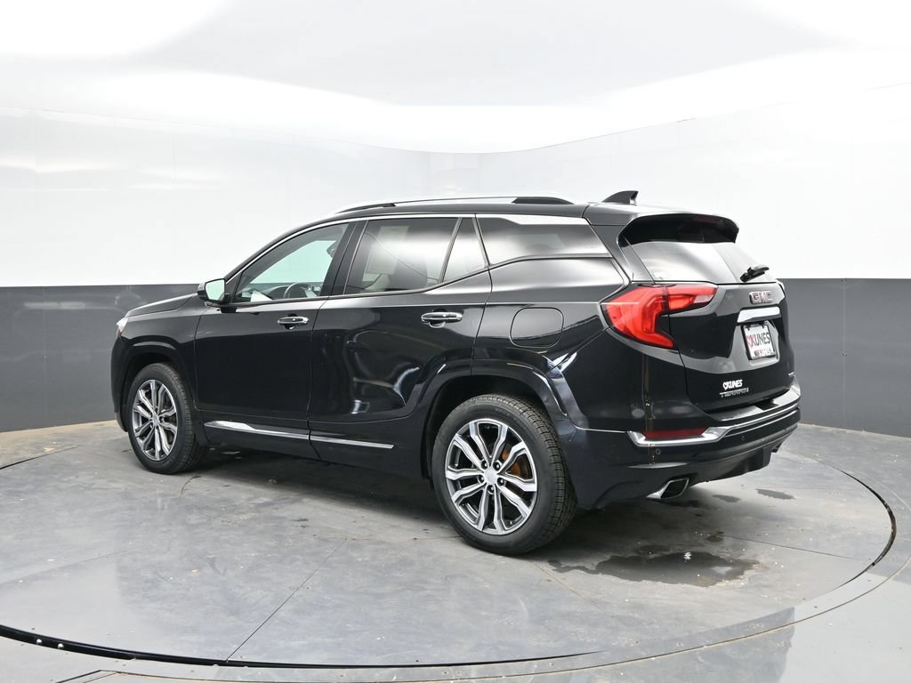 Used 2018 GMC Terrain Denali w/ GMC Pro Grade Package AWD/4WD image 7