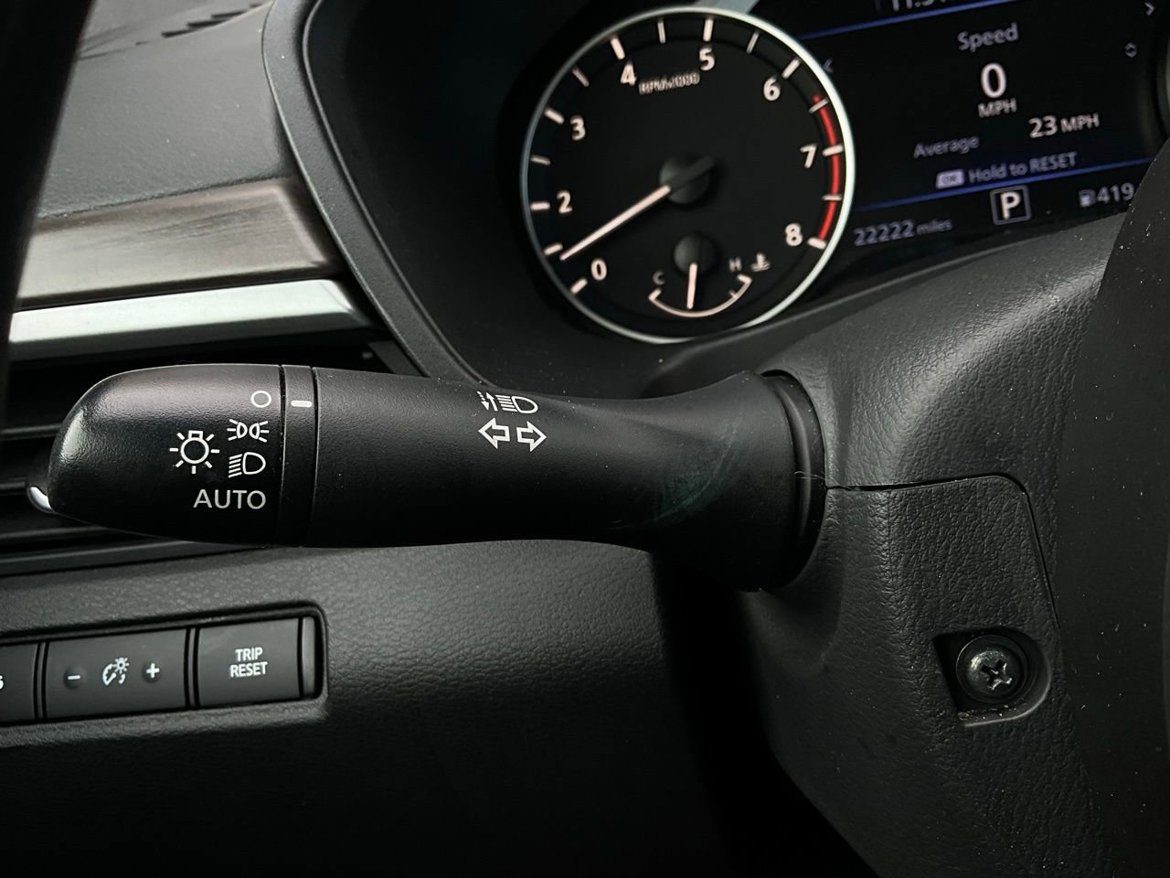 Used 2025 Nissan Altima 2.5 SV image 34