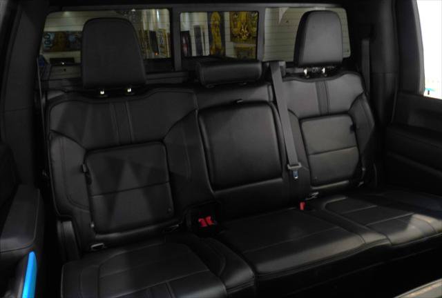 Used 2021 Chevrolet Silverado 2500 High Country AWD/4WD image 27