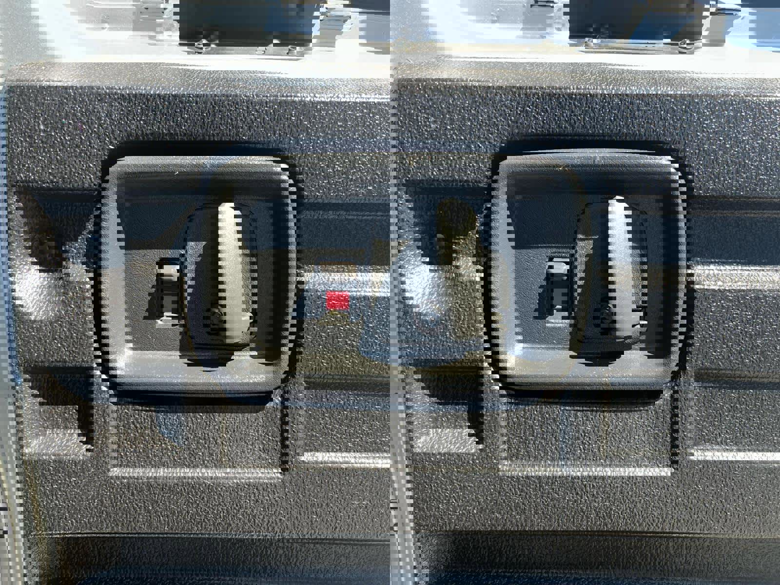 Certified 2019 Chevrolet Express 2500 w/ Chrome Appearance Package image 30