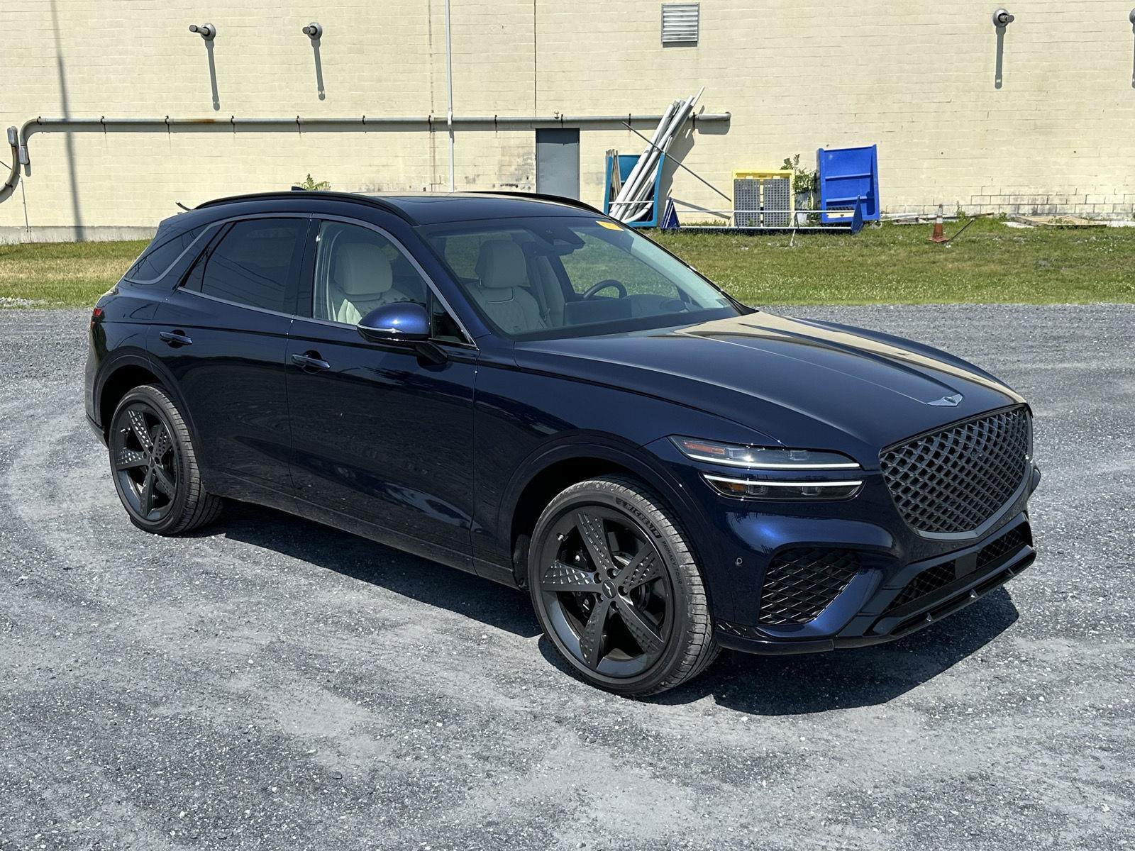 Used 2025 Genesis GV70 3.5T Sport w/ Sport Prestige Package AWD/4WD image 2