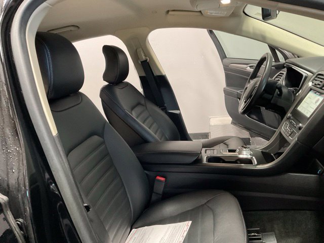 Used 2018 Ford Fusion Energi SE FWD image 23