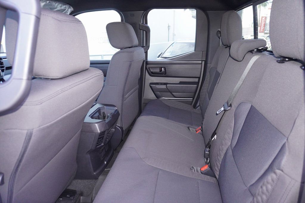 New 2026 Toyota Tundra SR image 7