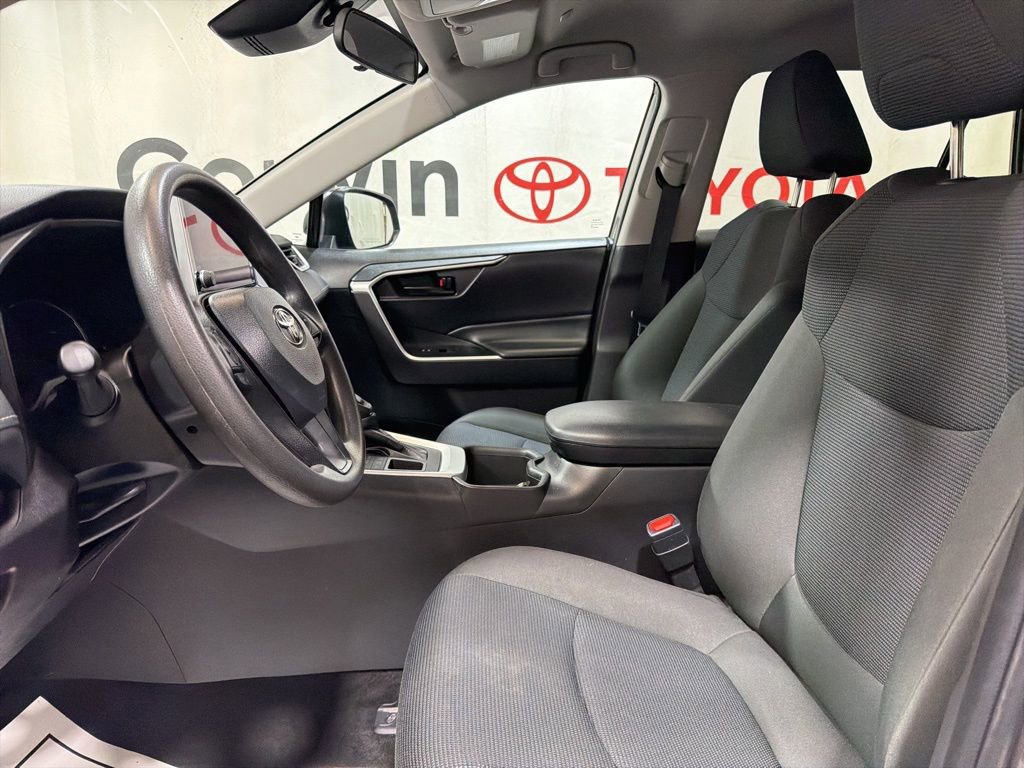 Used 2024 Toyota RAV4 LE image 23
