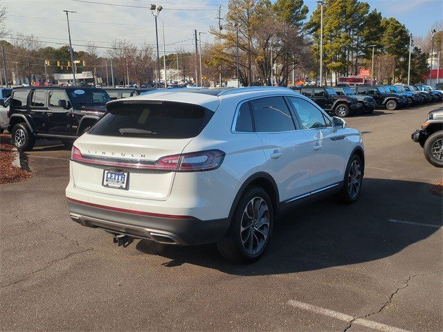 Used 2021 Lincoln Nautilus Reserve w/ Equipment Group 201A image 5