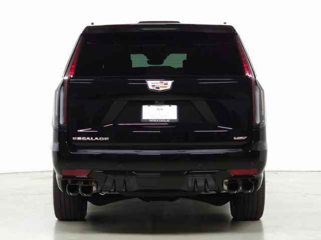 Used 2024 Cadillac Escalade ESV V w/ Heavy-Duty Trailer Package image 5