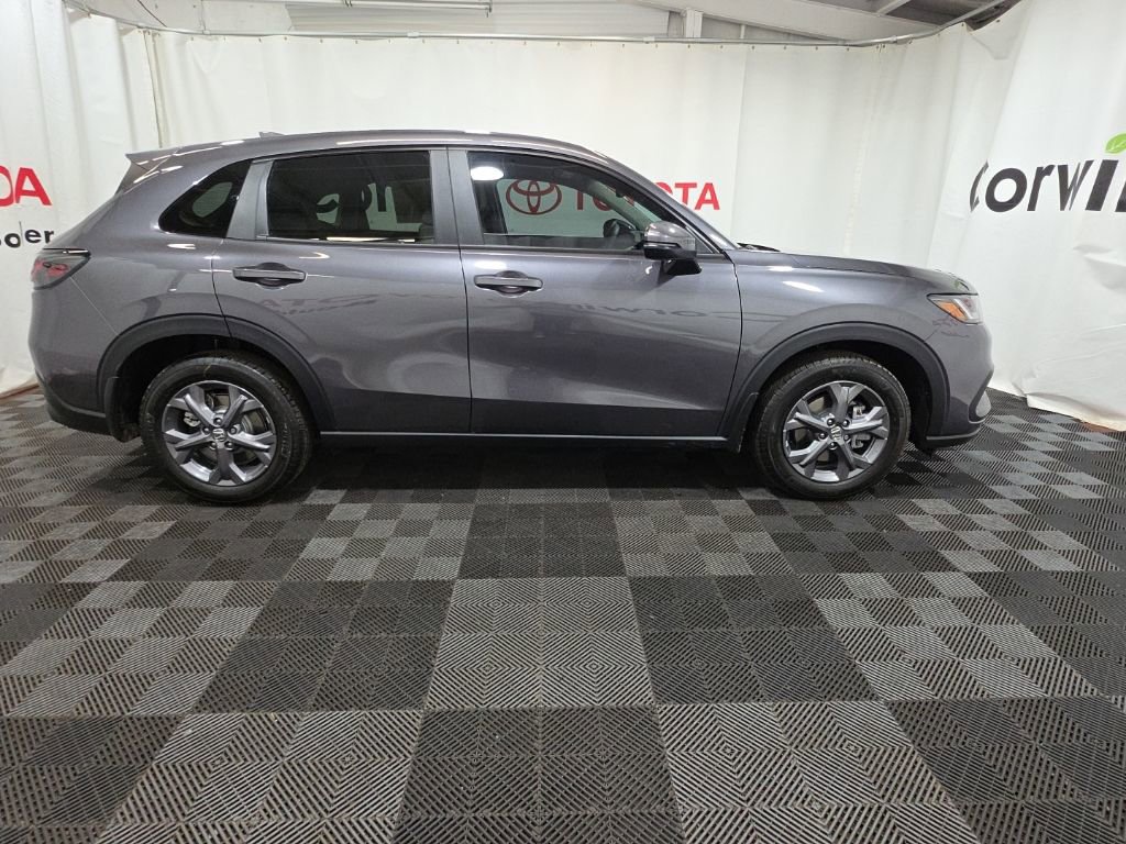 Used 2026 Honda HR-V LX image 9