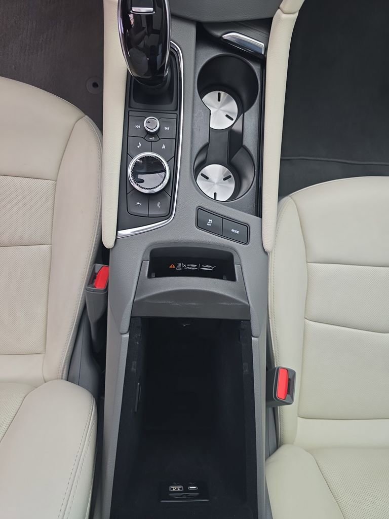 Used 2023 Cadillac XT5 Premium Luxury image 35