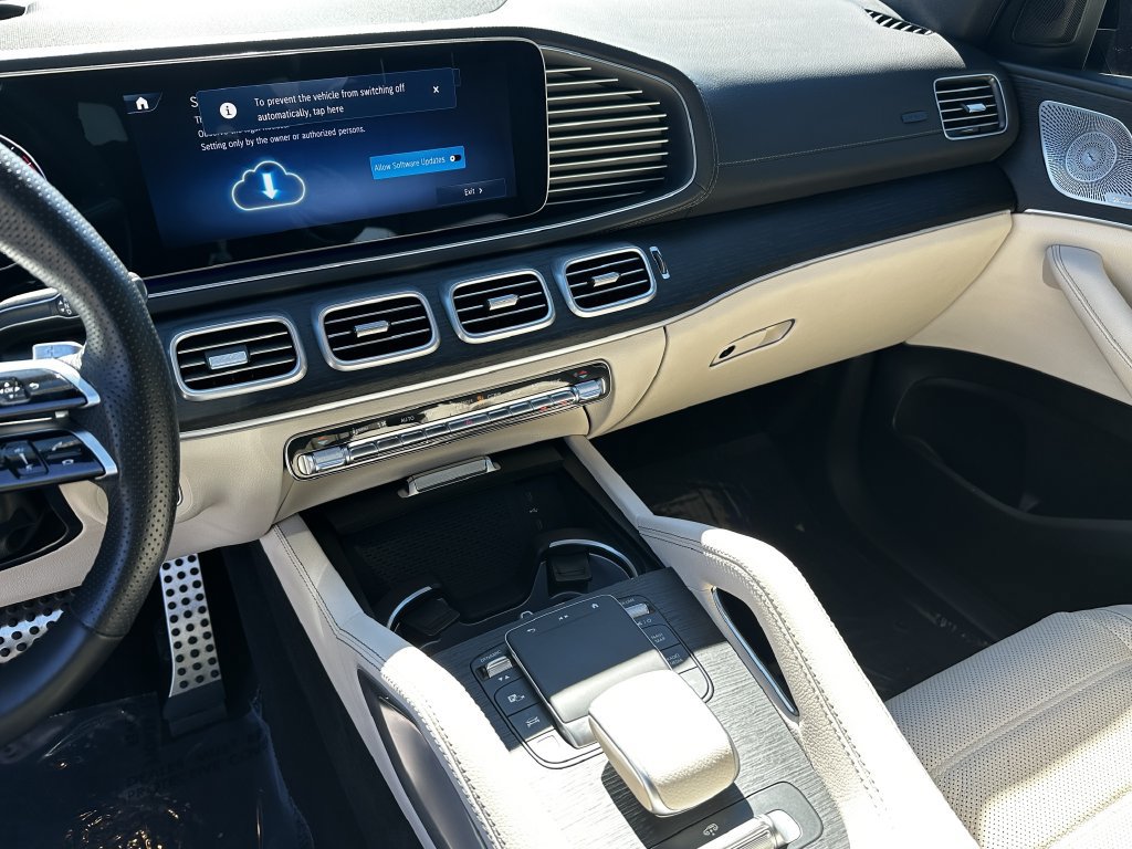 Certified 2025 Mercedes-Benz GLS 450 4MATIC image 31
