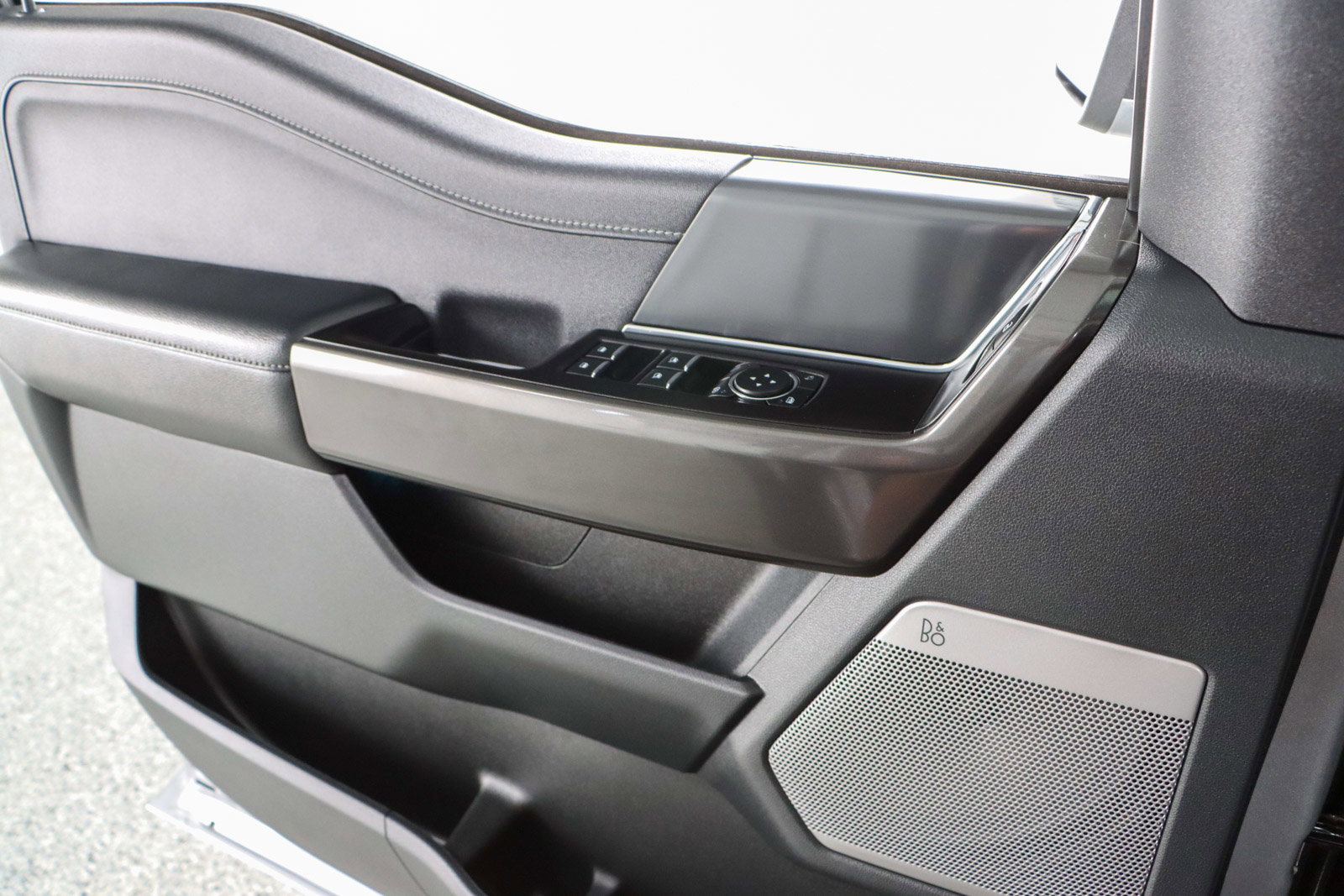 Used 2023 Ford F150 Lariat w/ Equipment Group 502A High image 23