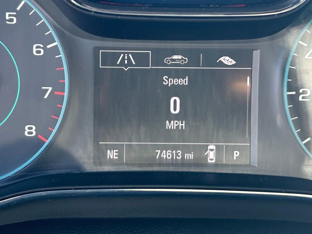 Used 2018 Chevrolet Cruze LT w/ Convenience Package image 20