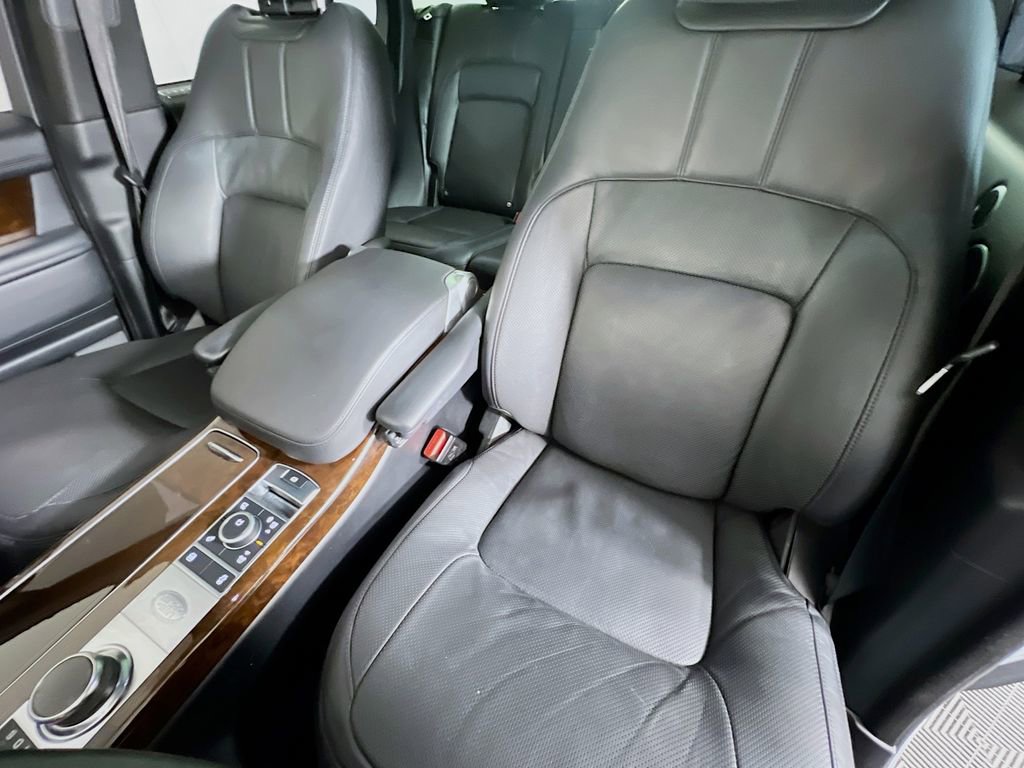 Used 2021 Land Rover Range Rover HSE AWD/4WD image 22