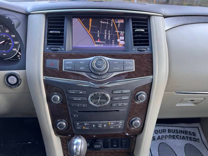 Used 2017 INFINITI QX80 Limited w/ All Season Package image 18