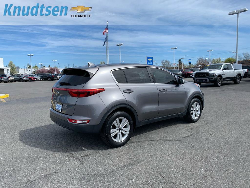Used 2017 Kia Sportage LX AWD/4WD image 7