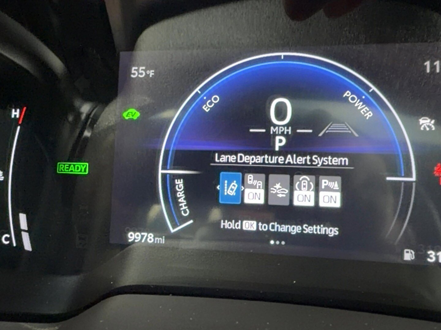 Used 2024 Toyota Corolla Cross AWD Hybrid image 8