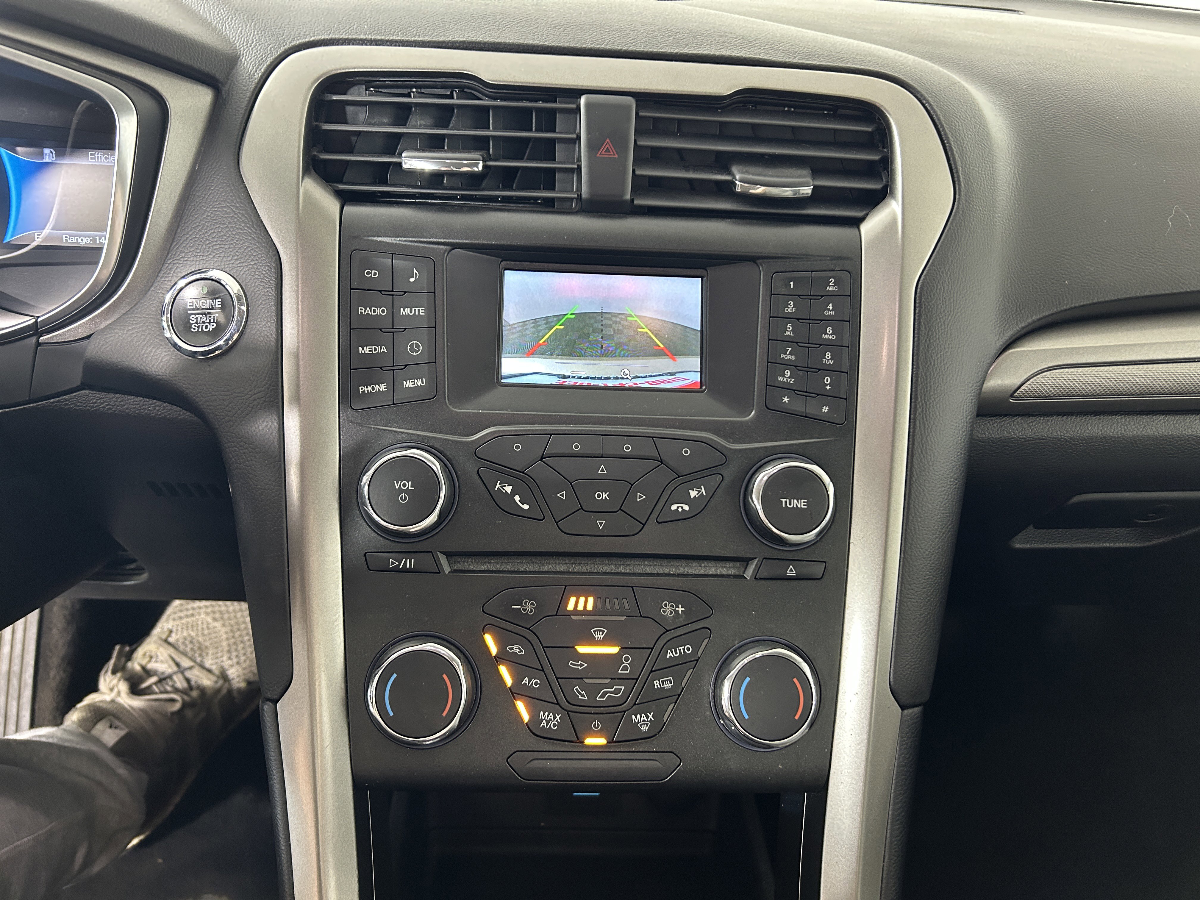 Used 2018 Ford Fusion S image 21