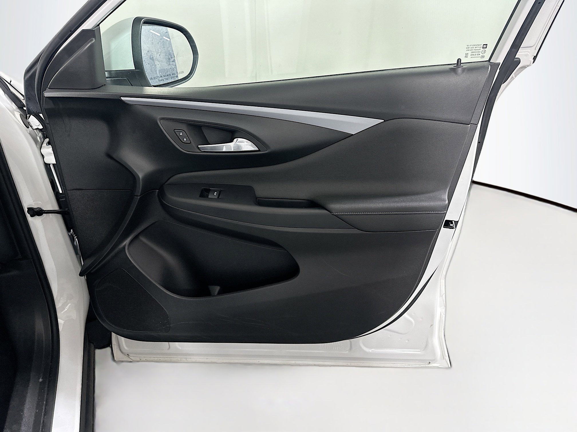 Used 2025 Buick Envista Preferred FWD image 29