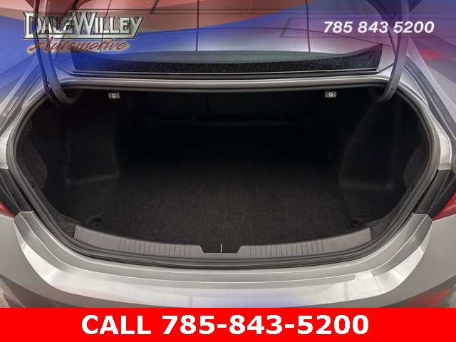 Used 2024 Chevrolet Malibu LT image 20