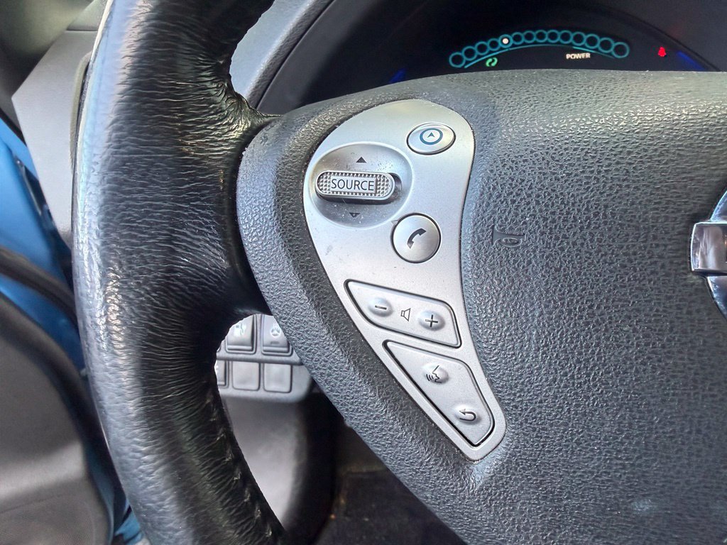 Used 2013 Nissan Leaf SL FWD image 13