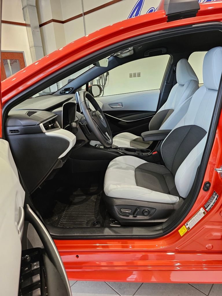 Used 2023 Toyota Corolla XSE image 11