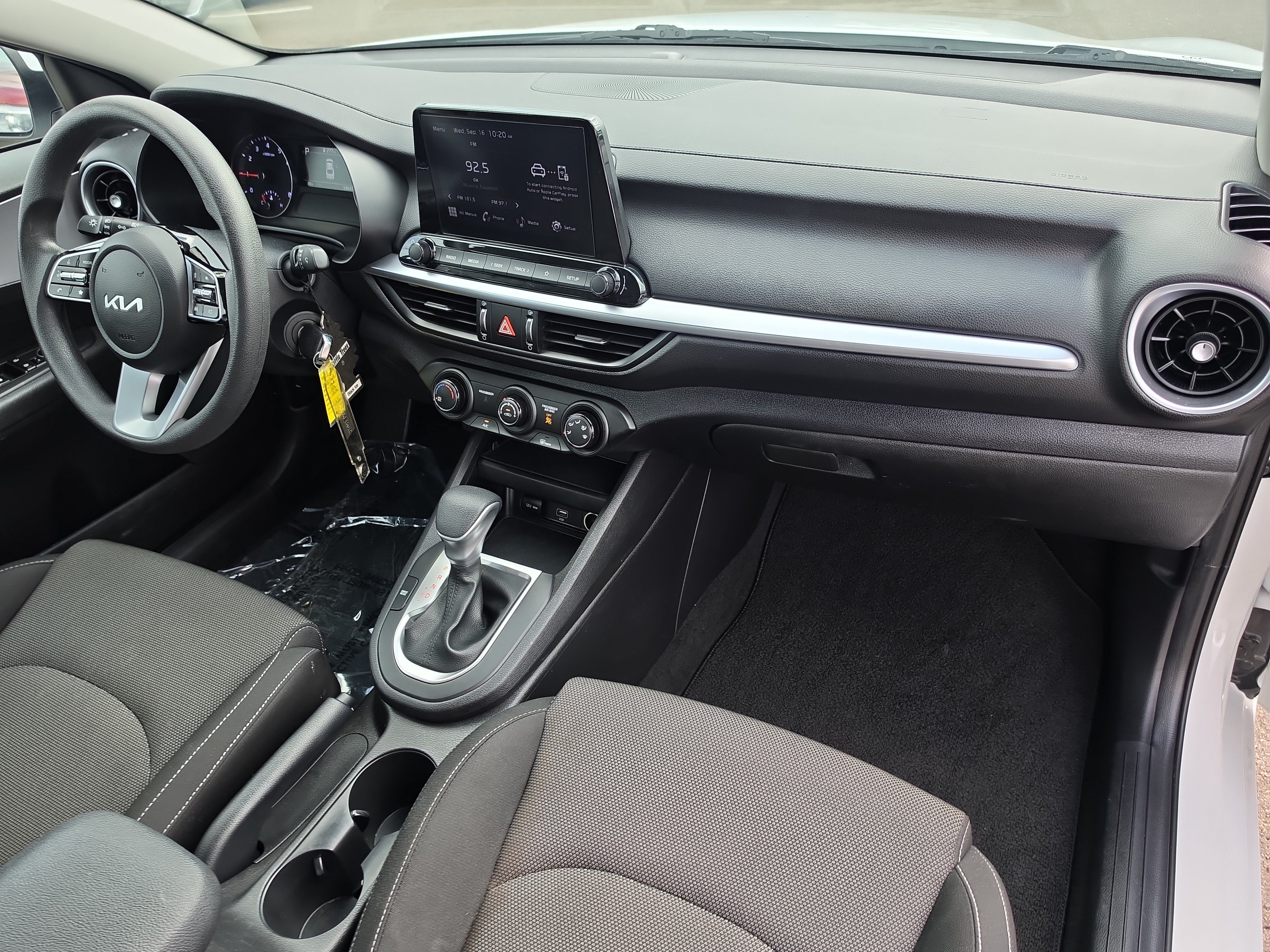 Certified 2023 Kia Forte LXS FWD image 11