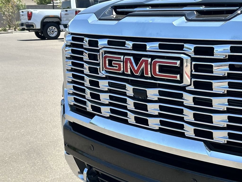 Used 2024 GMC Sierra 2500 Denali w/ Technology Package AWD/4WD image 30