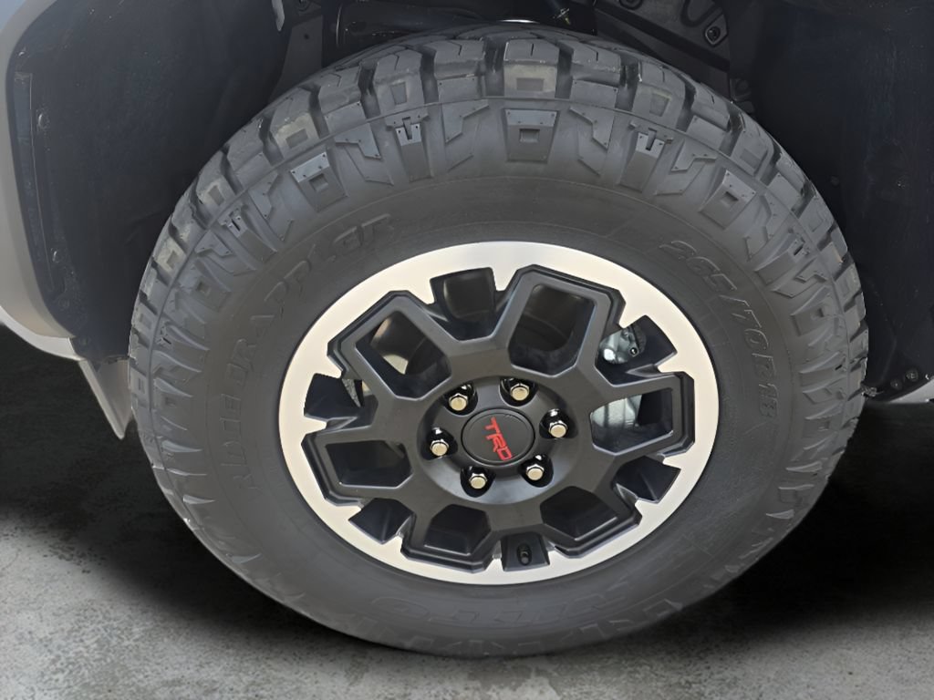 Used 2025 Toyota 4Runner TRD Off-Road AWD/4WD image 10