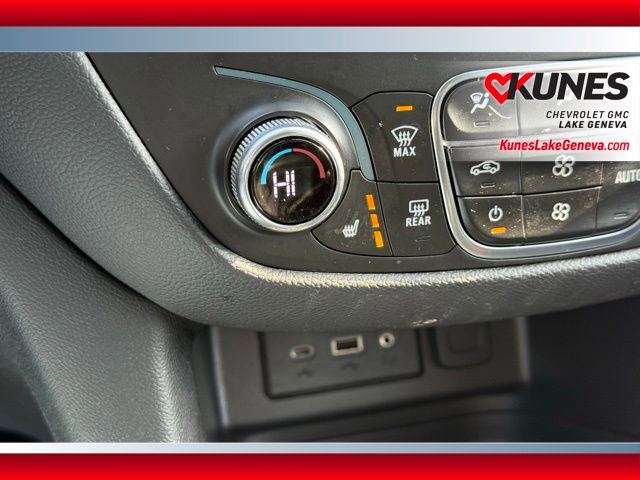 Used 2024 Chevrolet Equinox LT image 31