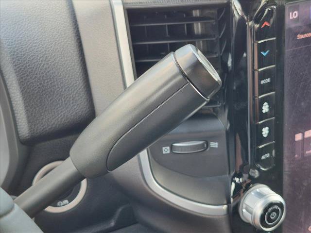 Used 2025 RAM 2500 Big Horn AWD/4WD image 11