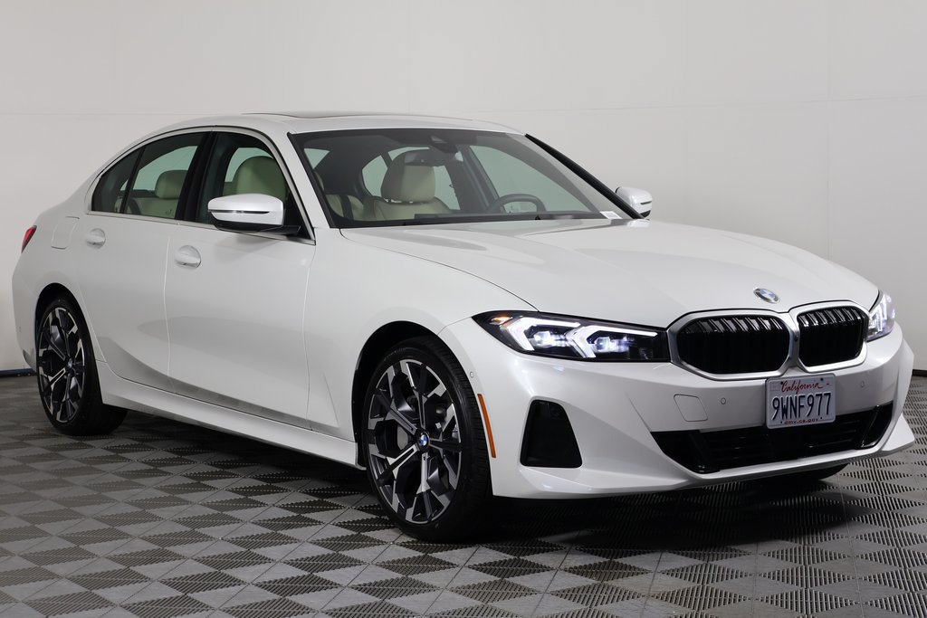 Certified 2026 BMW 330i Sedan w/ Convenience Package RWD image 3