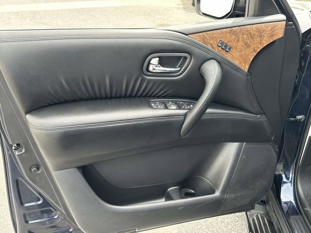 Used 2021 Nissan Armada SL w/ Captain's Chairs Package AWD/4WD image 13