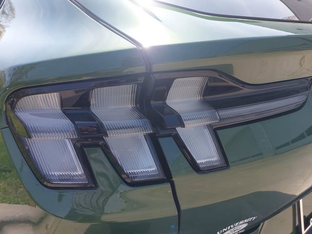 Certified 2025 Ford Mustang Mach-E Select image 32