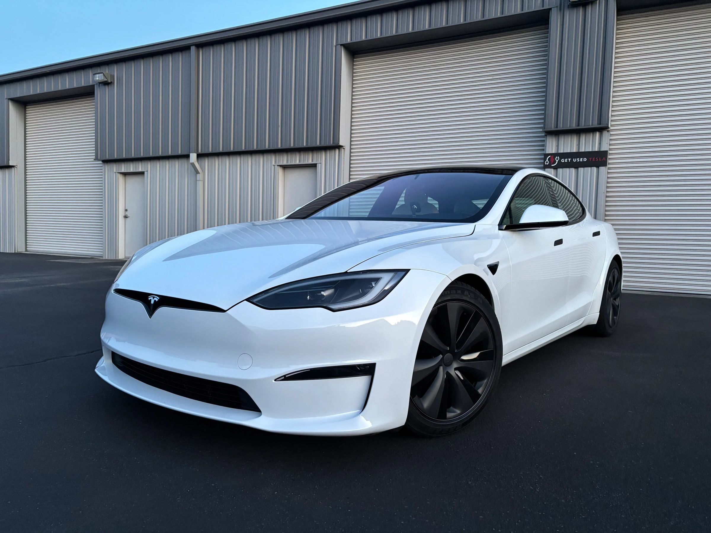 Used 2023 Tesla Model S Standard Range AWD/4WD image 4