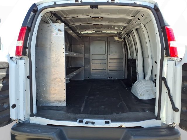 Used 2019 Chevrolet Express 2500 w/ Driver Convenience Package RWD image 10