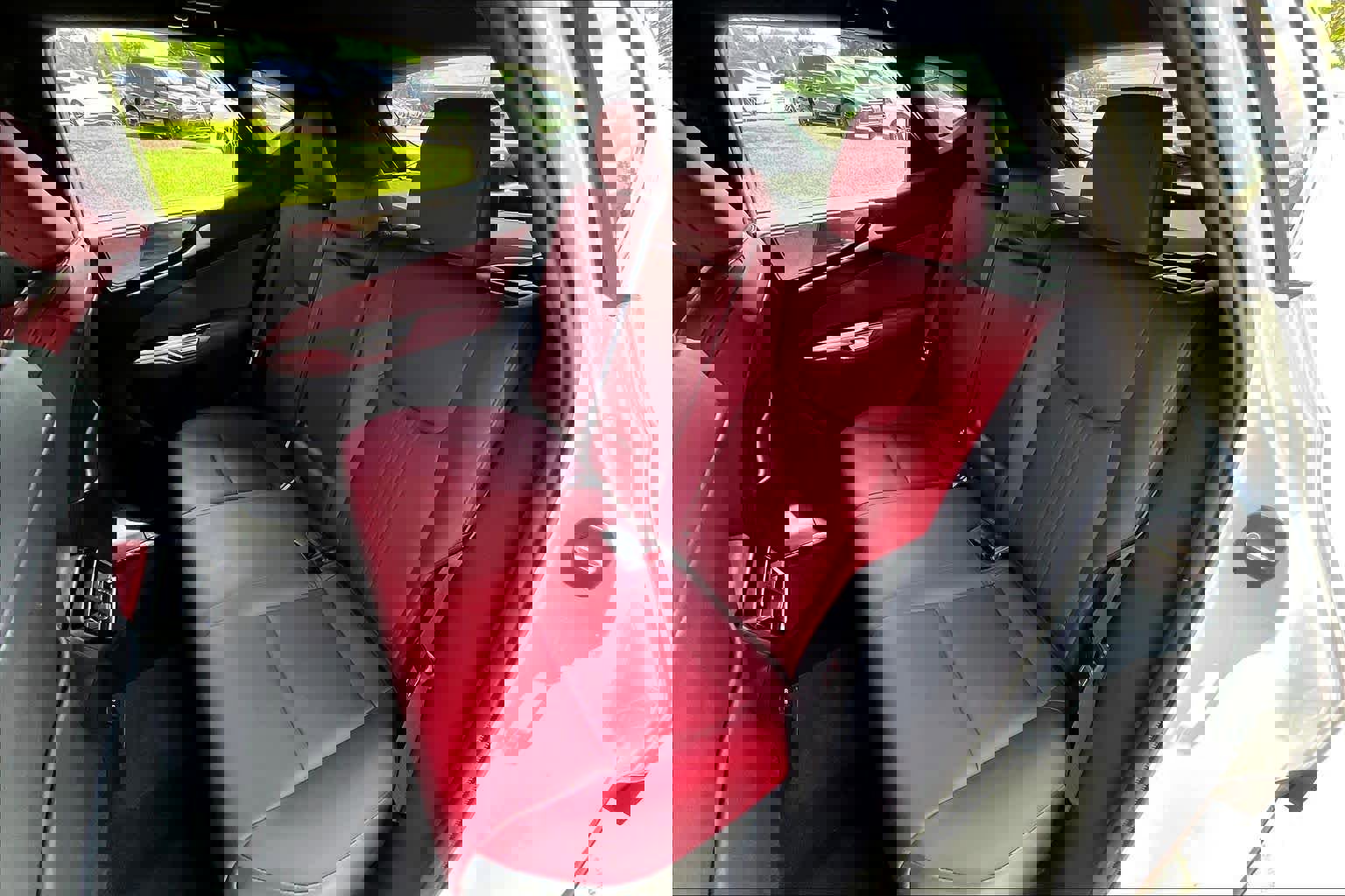 Used 2025 Lexus NX 250 FWD w/ Towing Package (2000 Lbs) image 18