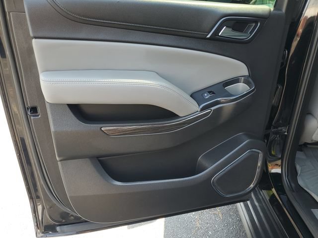 Used 2020 Chevrolet Suburban LT AWD/4WD image 13