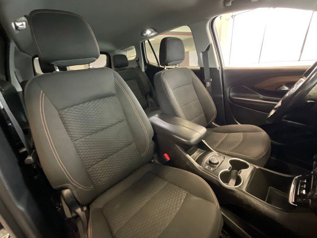 Used 2018 GMC Terrain SLE w/ Driver Convenience Package image 19