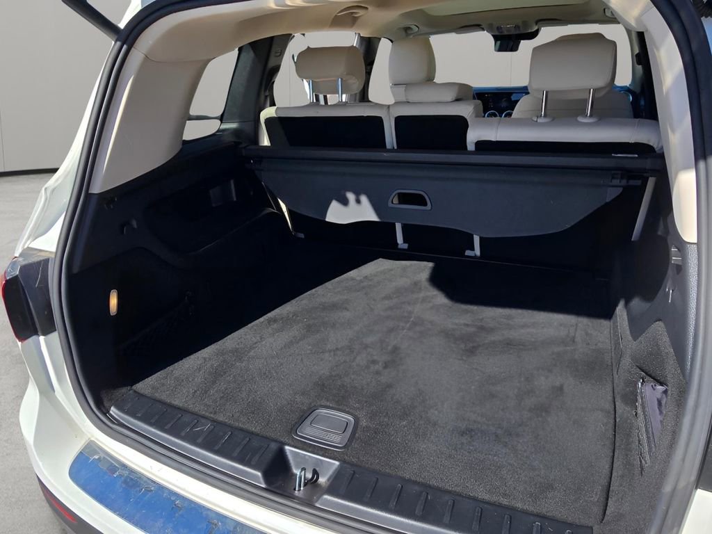 Used 2021 Mercedes-Benz GLB 250 4MATIC w/ Premium Package image 14