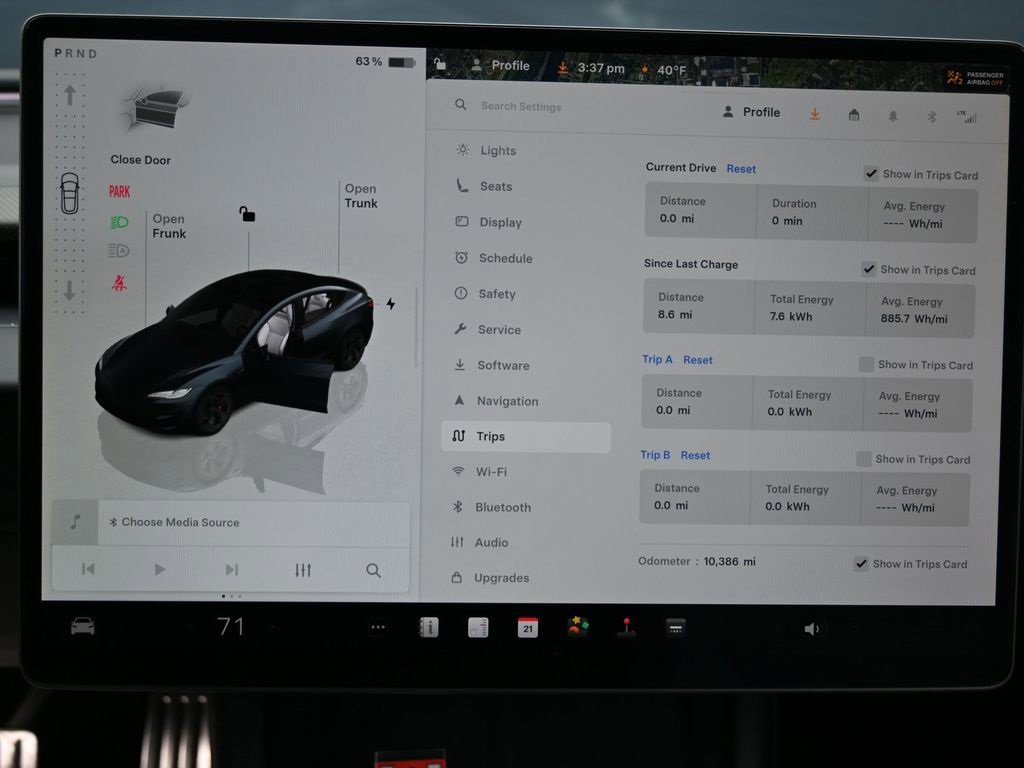 Used 2024 Tesla Model 3 Performance image 29